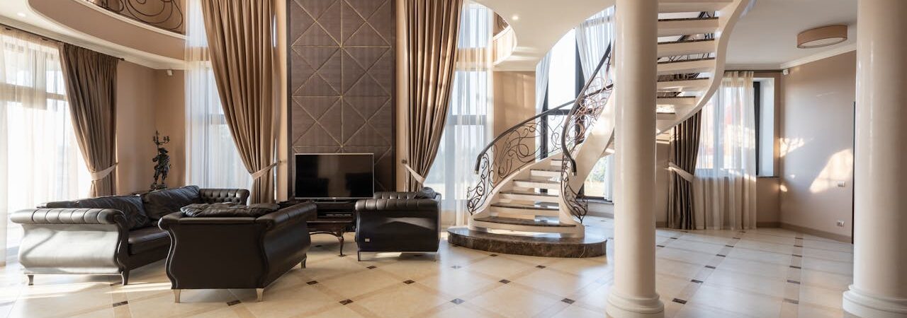 Why Billionaire Homes Feel Different